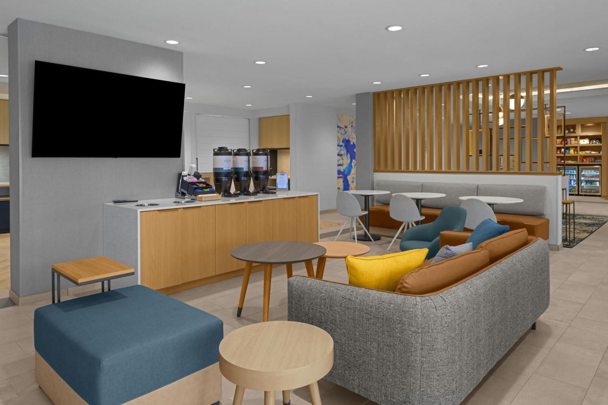 Towneplace Suites By Marriott 科达伦 外观 照片